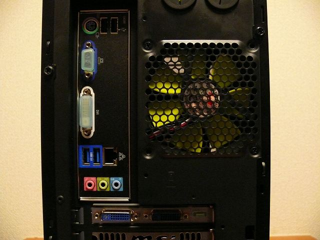 NEXTGEAR-MICRO im550BA2 背面インターフェース